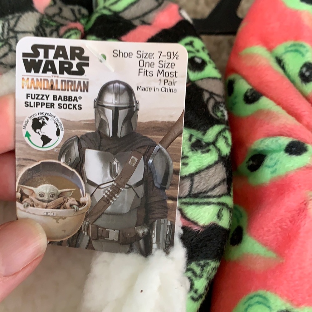 Star wars baby yoda slippers adult